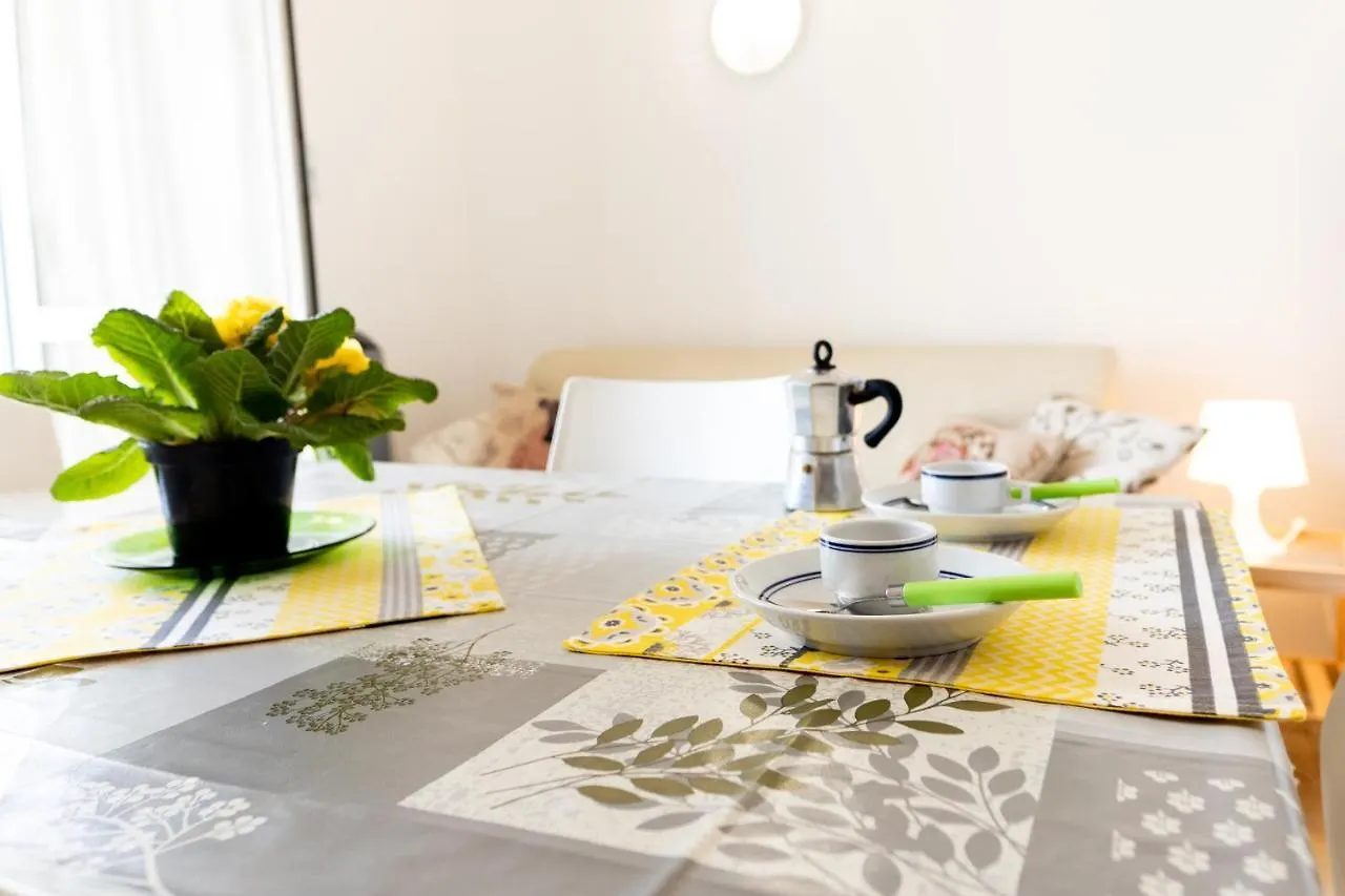 Aparthotel Loano Apartment Pool & Garden
