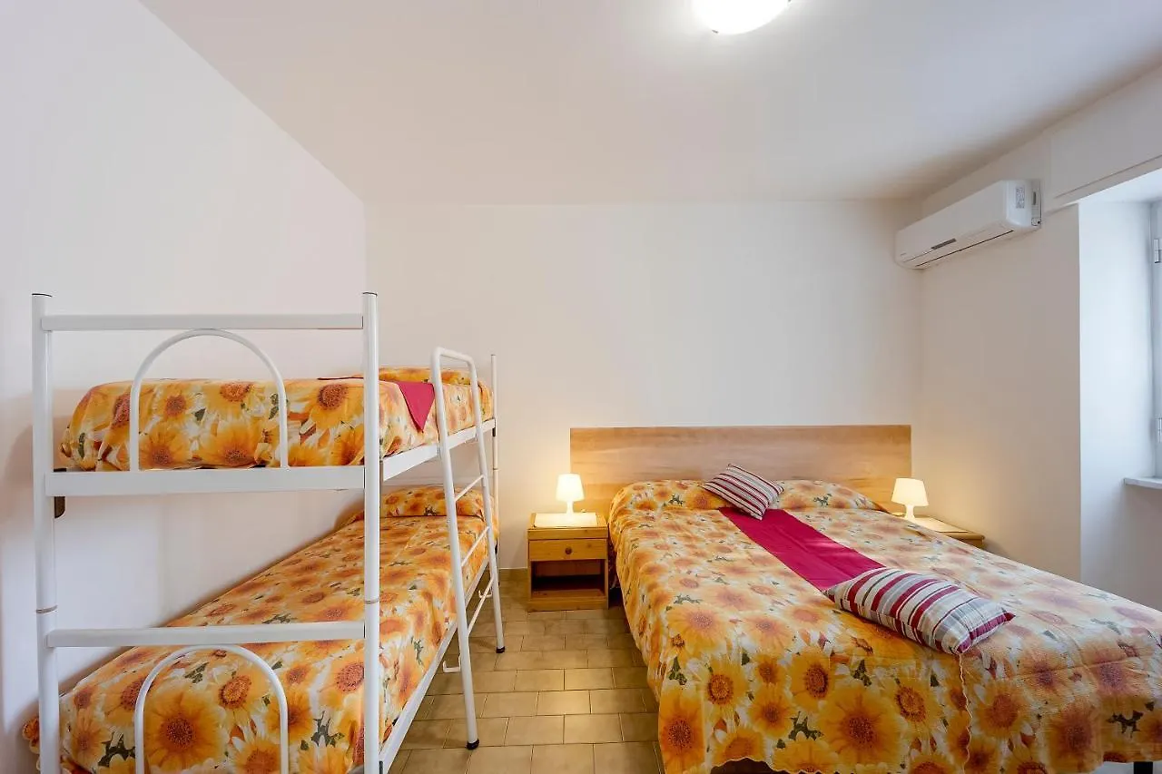 Loano Apartment Pool & Garden 0*,  Italia