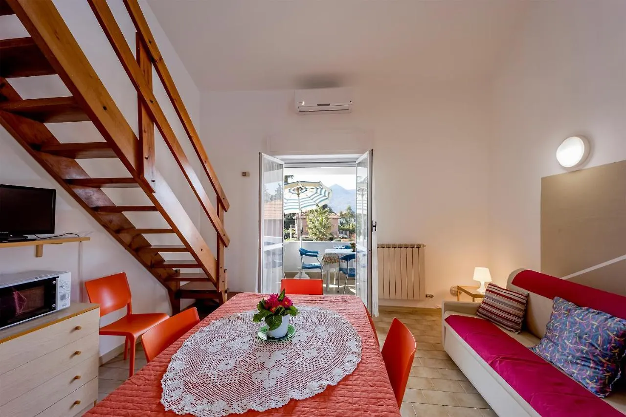 Aparthotel Loano Apartment Pool & Garden